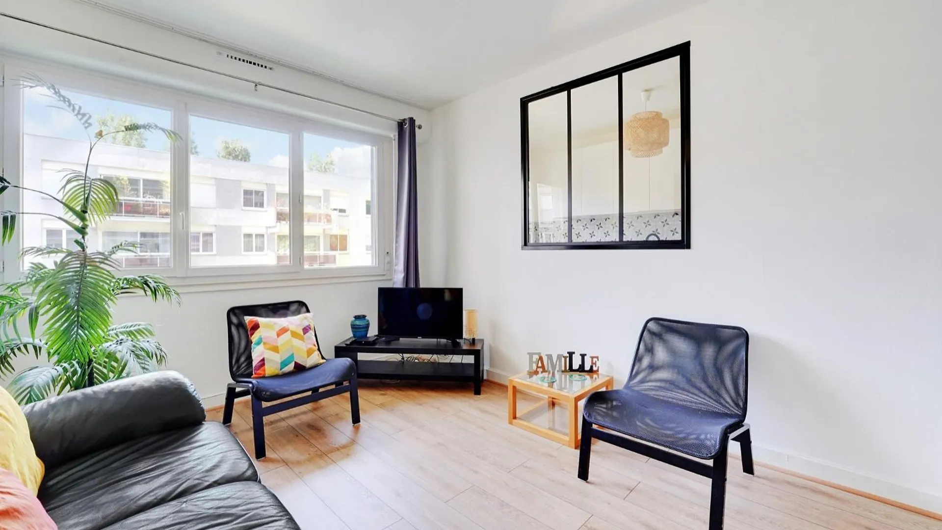 Apartment Familial Spacieux 2Ch Avec Parking Prive Sup Paris France